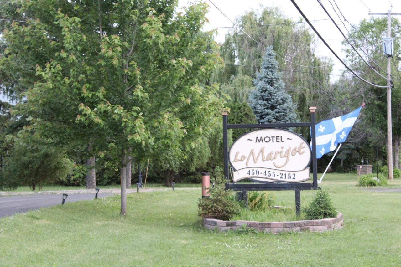 Le Marigot Hotel Vaudreuil-Dorion Exterior photo